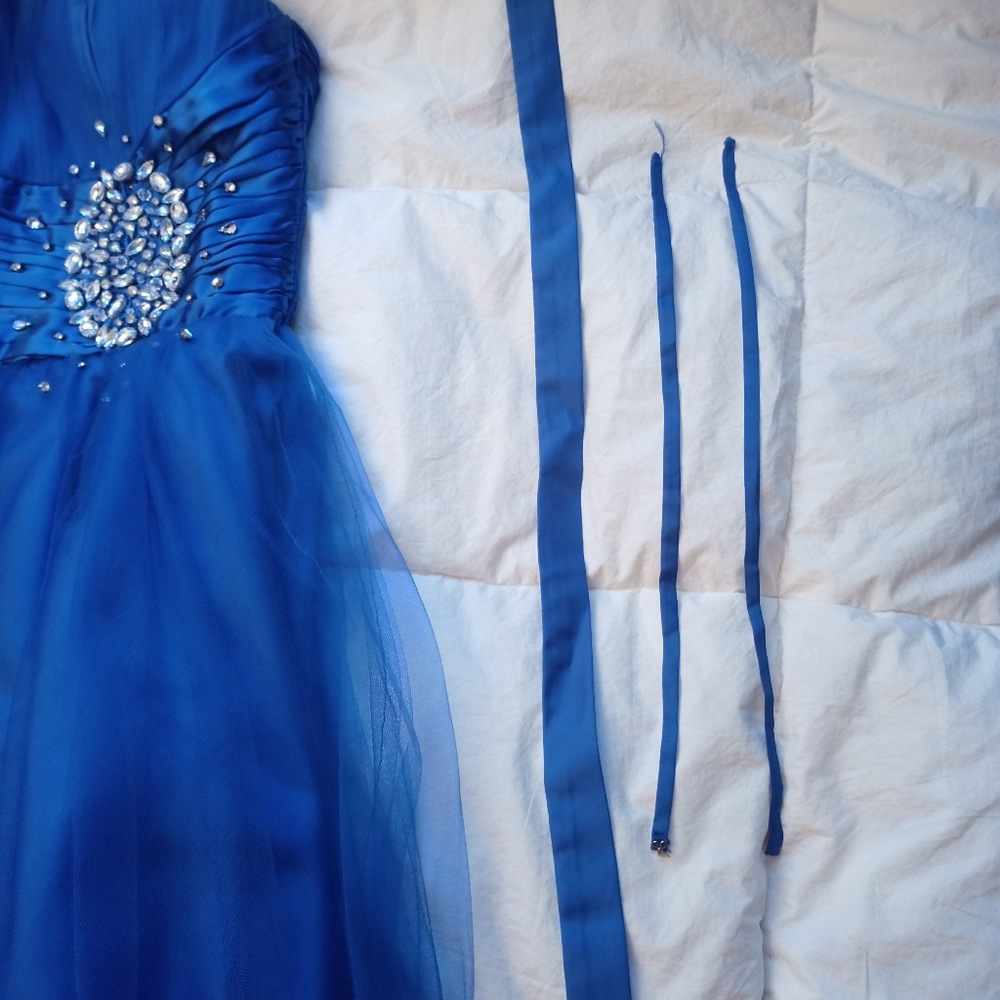 Graduation Dress - Picture 8 of 8